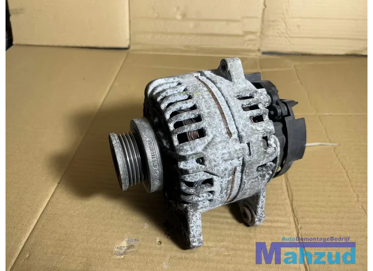 renault-clio-3-14-16v-dynamo-120a-8200325823