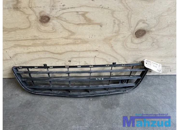 OPEL CORSA D bumper grille rooster 2006-2015