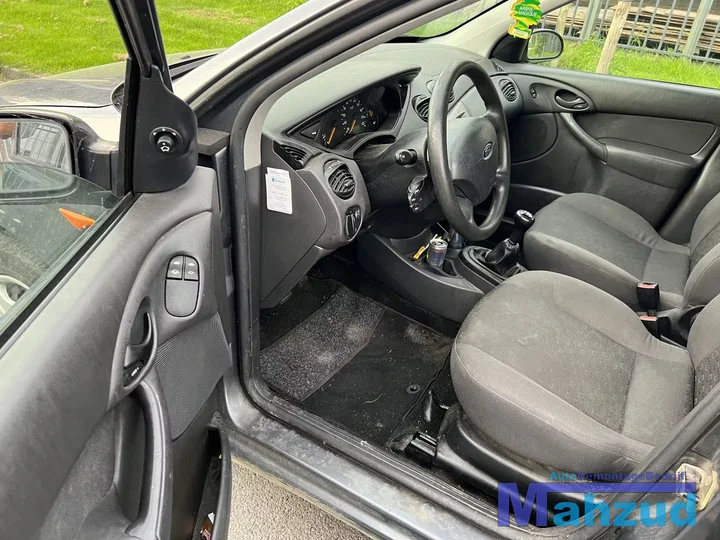 ford-focus-1-turnier-16-16v-demontage-station-onderdelen — foto 15