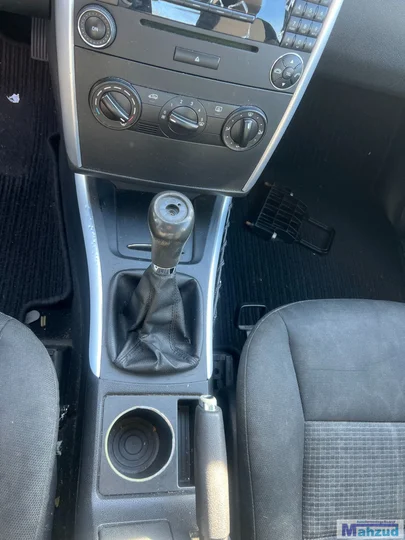 mercedes-b-klasse-b150-brons-791-demontage-sloop-onderdelen — foto 24
