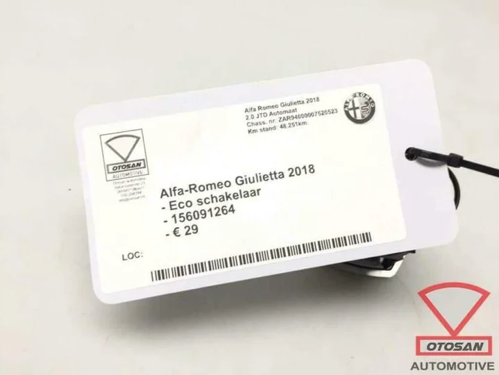 alfa-romeo-giulietta-2018-eco-schakelaar-156091264 — foto 2