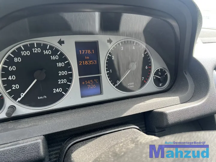 mercedes-b-klasse-w245-20-zilver-761-266960-automaatbak — foto 30