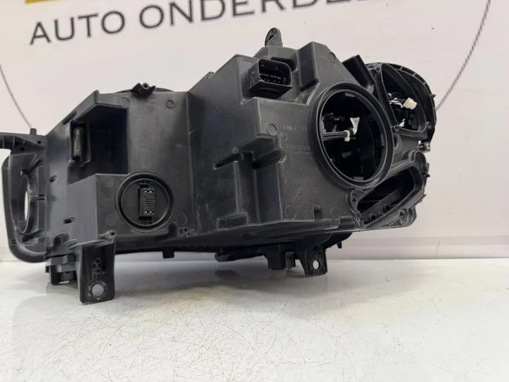 bmw-x5-f15-x6-f16-adaptive-led-koplamp-rechts-7290066-ai06 — foto 5