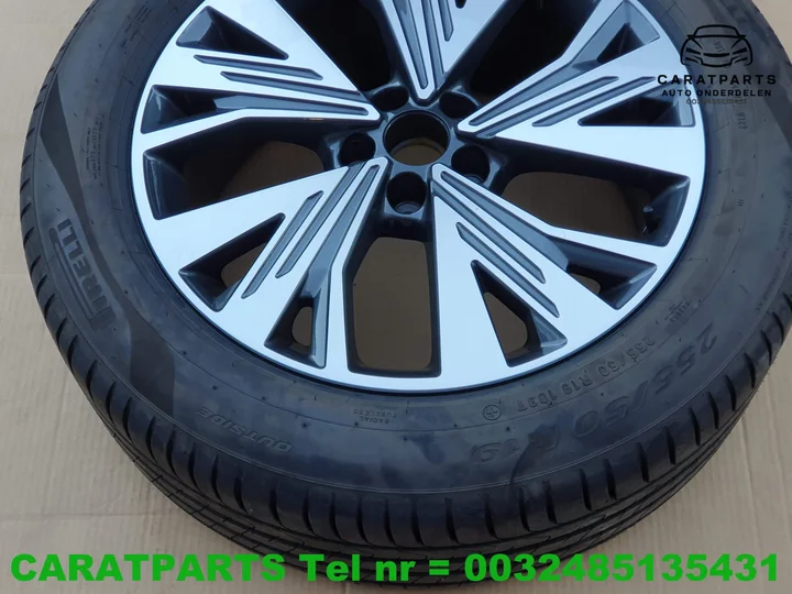 89a601025c-89a601025an-audi-q4-velg-q4-etron-19-inch-255-50 — foto 2