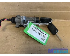 skoda-fabia-2-contactslot-met-2-sleutels