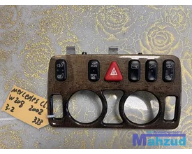 mercedes-clk-w208-middenconsole-schakelaar-hout-dashboard-deel