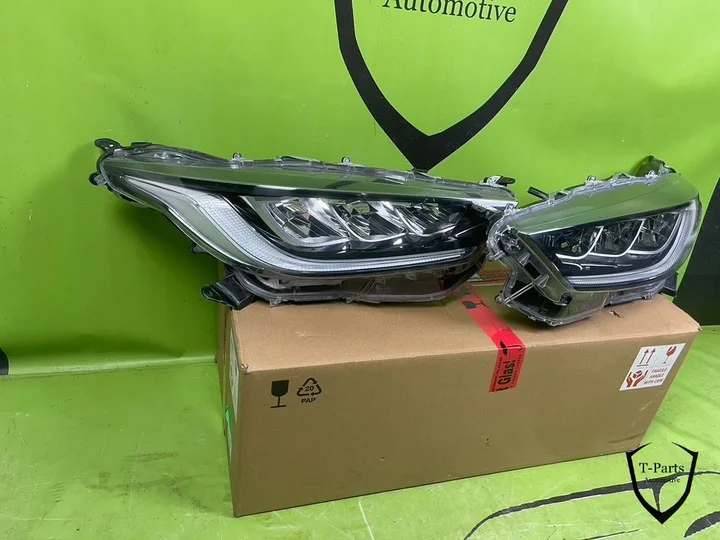 toyota-yaris-koplamp-links-rechts-81110k0081-lamp-81150k0081 — foto 2