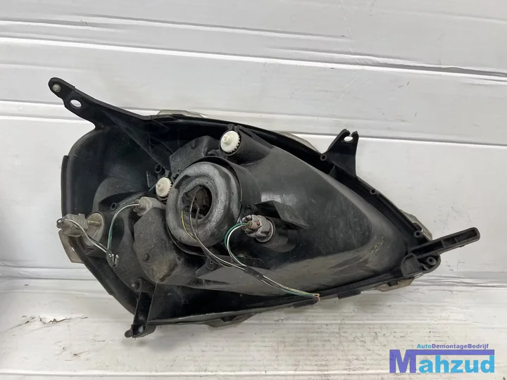 toyota-yaris-p1-links-koplamp-19992004 — foto 3