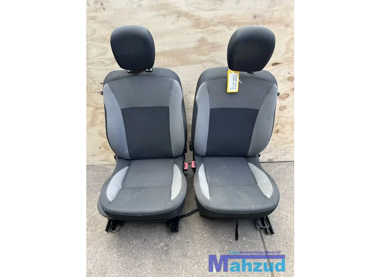 RENAULT CLIO 3 Compleet interieur 5 deurs 2007-2014