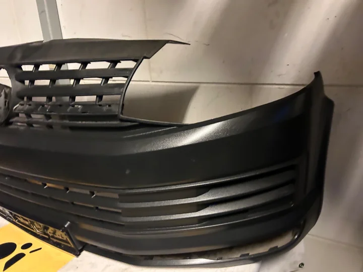 volkswagen-transporter-t6-voorbumper-7e0807221d — foto 2