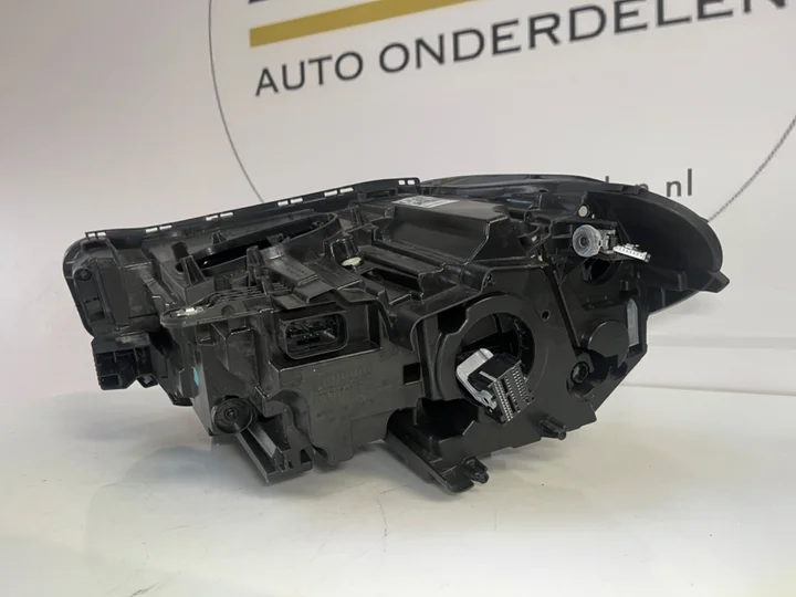 bmw-x1-f48-facelift-vol-led-koplamp-rechts-63115a0117202 — foto 5