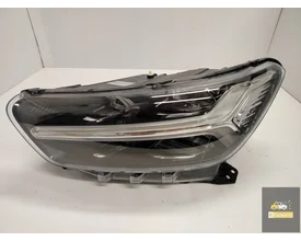 32342524-volvo-xc40-mid-ledlamp-links