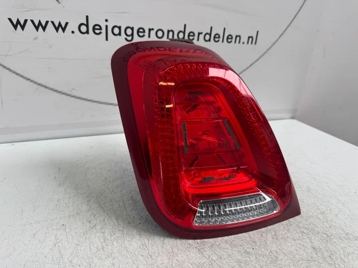 fiat-500-achterlicht-links-52007424-81590101-2015 — foto 4