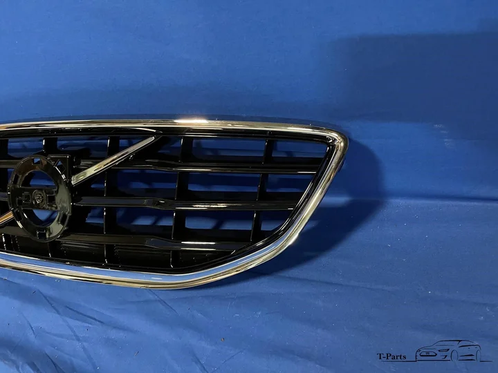 volvo-v40-grill-voorbumper-origineel-nieuw — foto 4