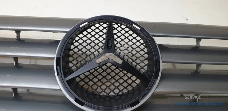 grille-mercedes-cl203-w203-sportcoupe-grijs-metallic-a2038800383-origineel-gebruikt-2001-2006 — foto 4