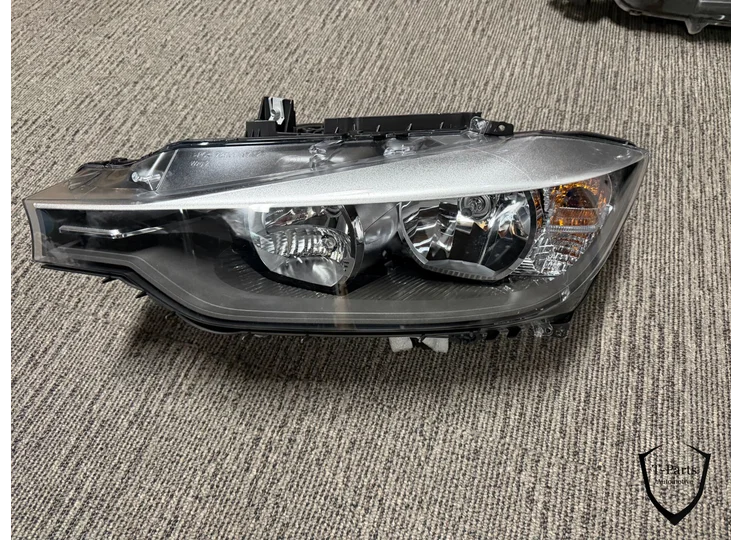 BMW 3er F30 Linker Scheinwerfer 63117259523 Lampe