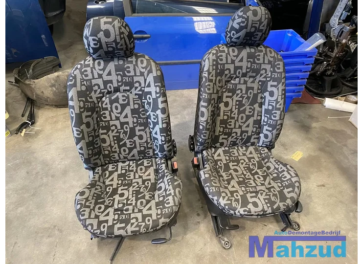 Ford Ka zwart limited interieur 1996-2008