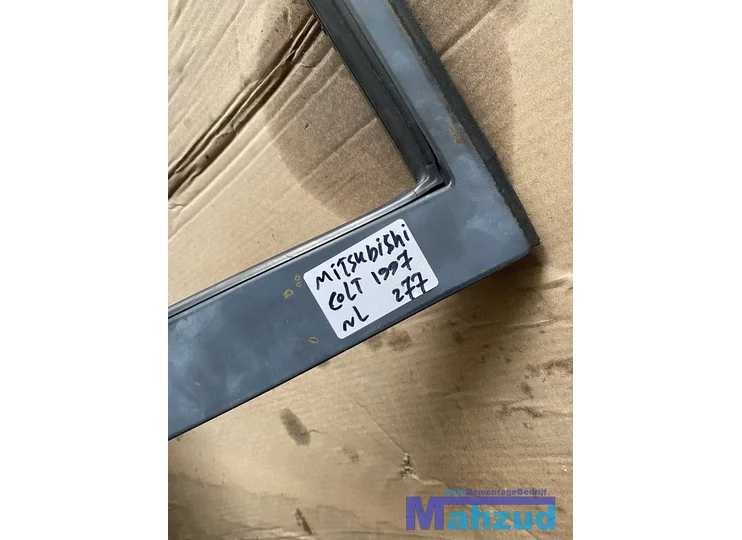 mitsubishi-colt-5-v-groen-links-linker-deur-portier