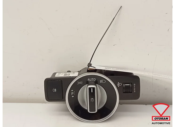 Mercedes C Class W204 Light Switch Aut. A2049053103