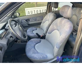 1996-renault-clio-1-12-demontage-sloop-onderdelen-donorauto — foto 8
