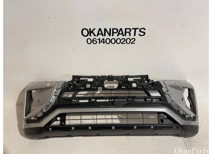 Mitshubishi Eclipse Cross Voorbumper 6400H717ZZ