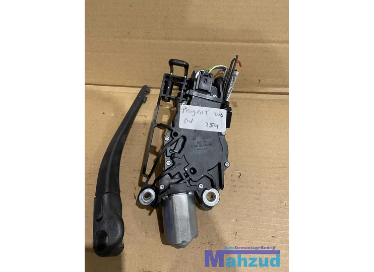 peugeot-206-sw-station-ruitenwissermotor