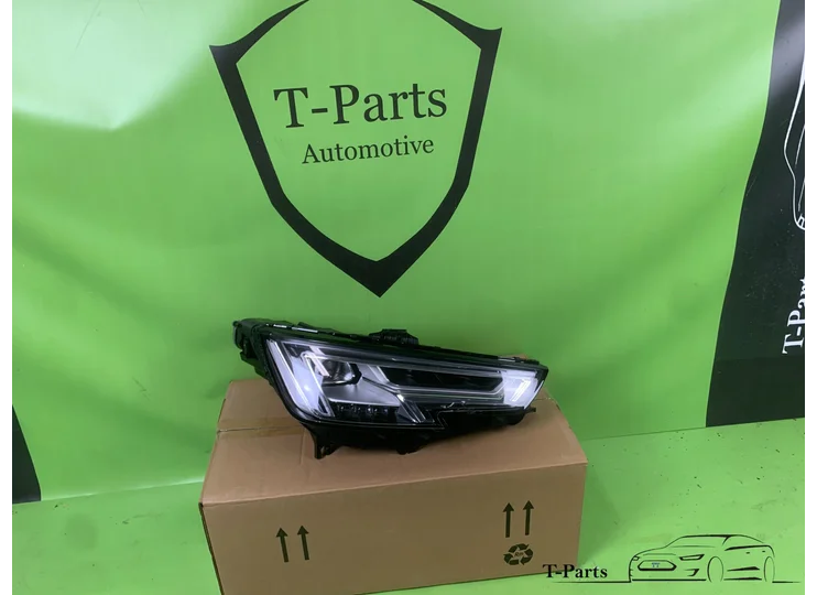 audi A4 koplamp rechts --NIEUW-- 8W0941034 lamp