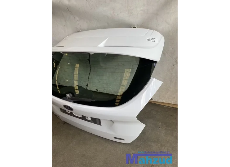 ford-focus-3-hatchback-wit-achterklep-20102018