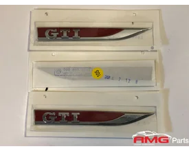 vw-gof-6-7-gti-logo-links-en-recht-5g0853688-5g0853688 — foto 4
