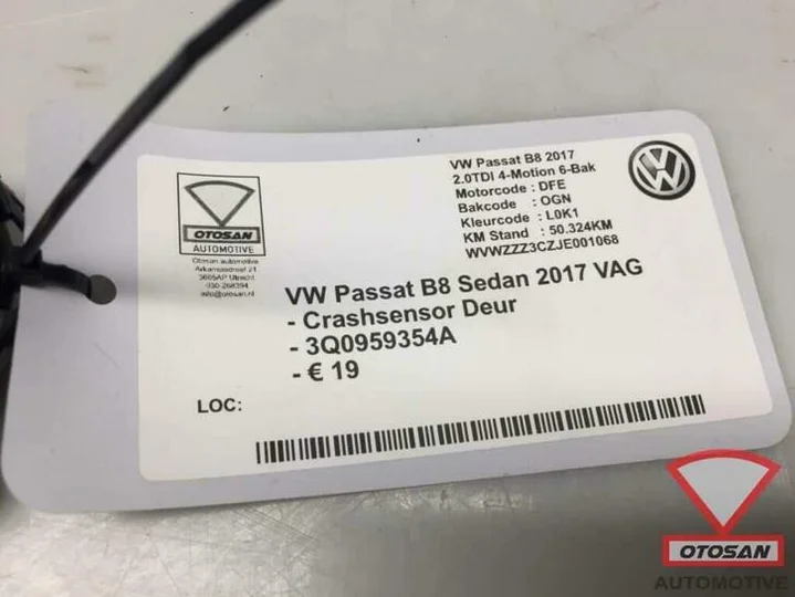 vw-passat-b8-2017-vag-crashsensor-deur-portier-3q0959354a — foto 2