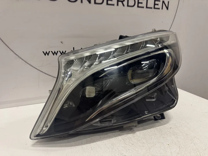 mb-w447-v-klasse-vol-led-koplamp-links-a4479060101 — foto 2