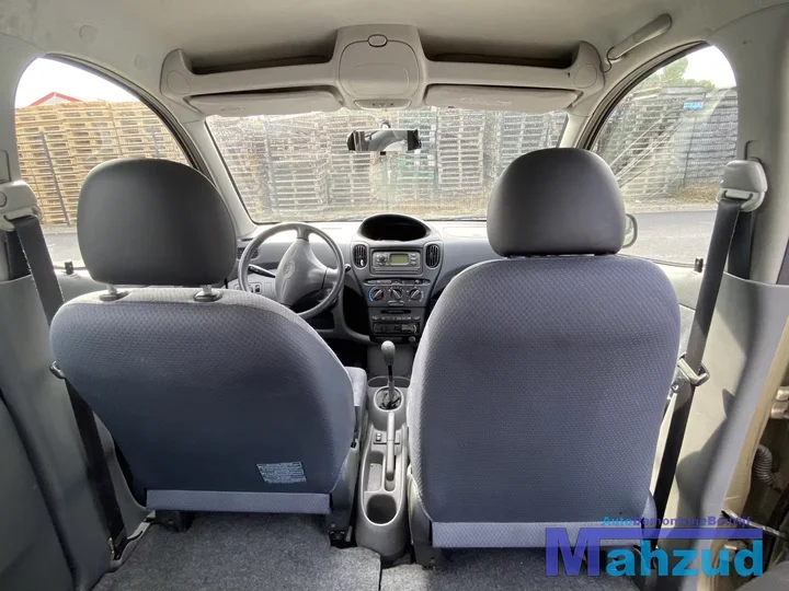 toyota-yaris-verso-13-16v-2nzfe-583-onderdelen-demontage — foto 8