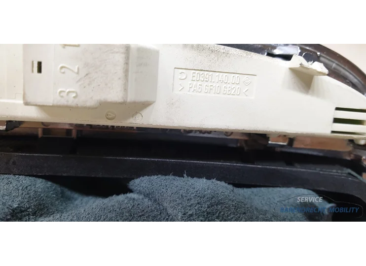 mercedes-w203-w209-c-clk-klasse-zwart-lederen-classic-pook-knop-pookknop-a2032671911-hoes-automaat-origineel-nette-staat-gebruikt-versnellingspookknop-schakelpookknop-schakelen-prnd-2001-2002-2003-2004-2005-2006-2007-barendrecht-mobility-service