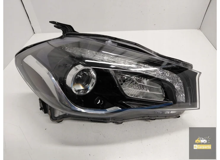 100-18738, Suzuki SX4 S-Cross Lift Feu arrière à LED complet droit