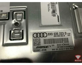 audi-a1-q3-2017-bose-versterker-8x0035223d — foto 3
