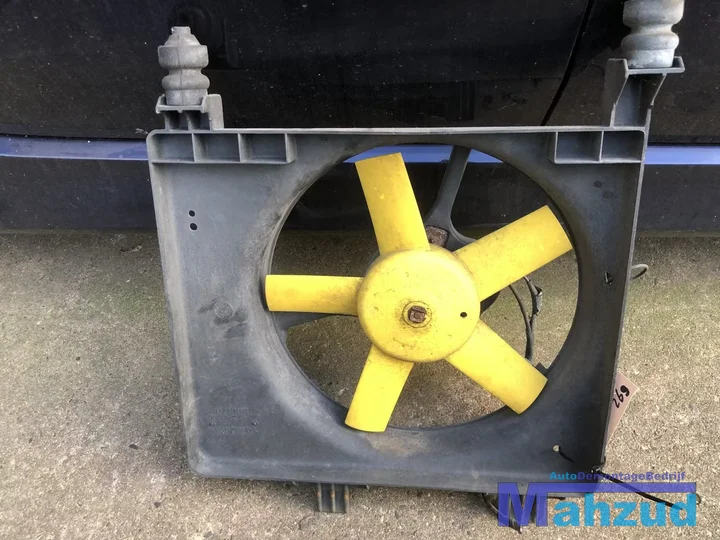 ford-fiesta-4-13i-13-koelvin-ventilator — foto 4