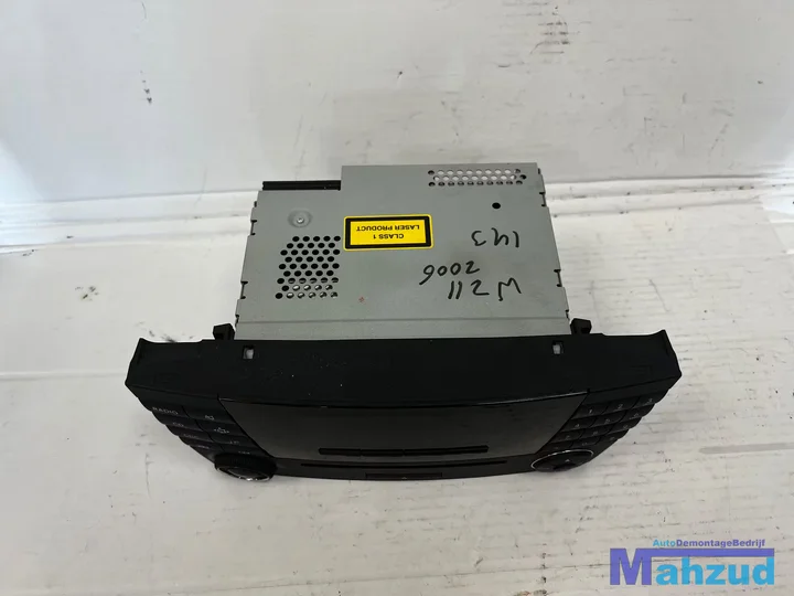 mercedes-e-klasse-w211-radio-cd-speler-2004 — foto 2