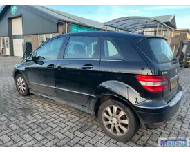 2008-mercedes-b-klasse-w245-zwart-191-demontage-266960-sloop — foto 4