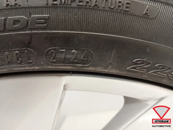 vw-golf-8-belmont-17-inch-velg-zomerband-65mm-5h0601025c — foto 4