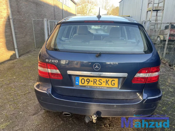 mercedes-b-klasse-w245-20-blauw-375-onderdelen-266960-motor — foto 5