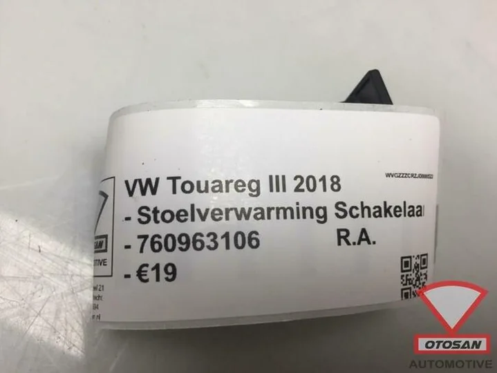 vw-touareg-iii-stoelverwarming-schakelaar-rechts-achter-7609 — foto 2