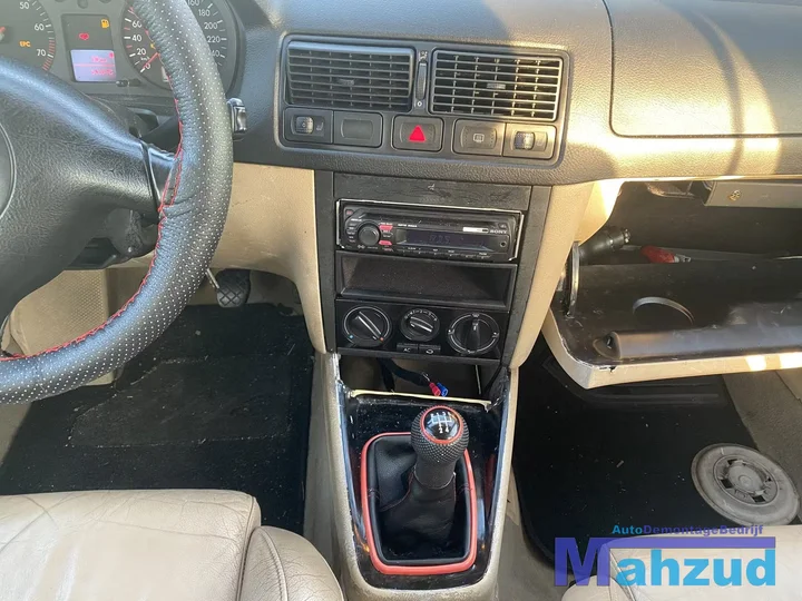 2001-vw-golf-4-20-demontage-sloop-onderdelen — foto 13