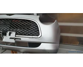 voorbumper-grille-daihatsu-trevis-s28-zilver-metallic-bumper-voor-compleet — foto 2