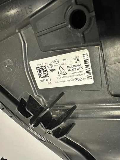 peugeot-3008-5008-facelift-led-koplamp-9836230280 — foto 4