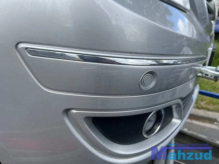 mercedes-b-klasse-w245-zilver-761-voorbumper-20052011 — foto 6