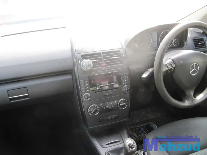 2006-mercedes-w169-a150-15-demontage-sloop-196 — foto 10