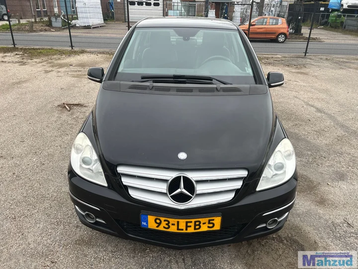 2010-mercedes-b-klasse-w245-20-zwart-191-demontage-sloop — foto 2