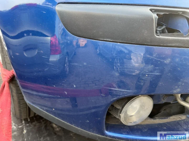 vw-golf-5-blauw-lc5j-voorbumper-20042009 — foto 6