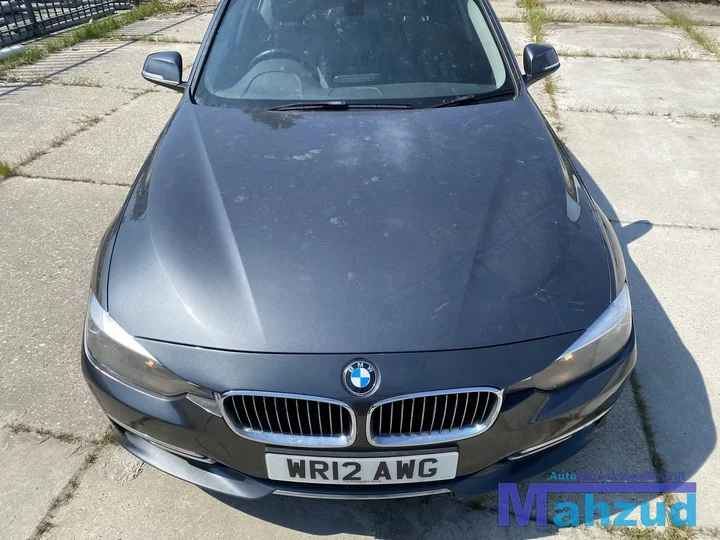bmw-3-serie-f30-320d-grijs-b39-voorkop-compleet-20112019 — foto 2