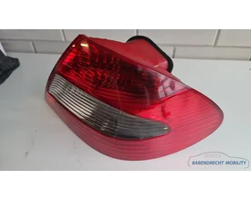 achterlicht-mercedes-w209-a209-c209-clk-facelift-a2098200877-rechts-passagierskant-origineel-nette-staat-gebruikt-2002-2009 — foto 3
